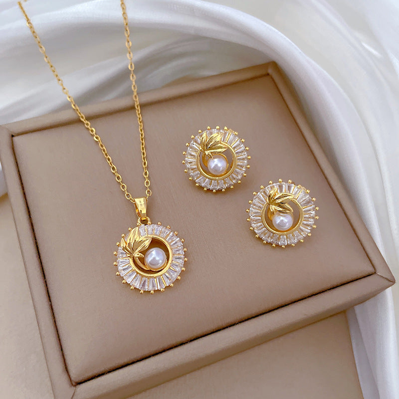 Square Diamond Ring & Jewelry Set